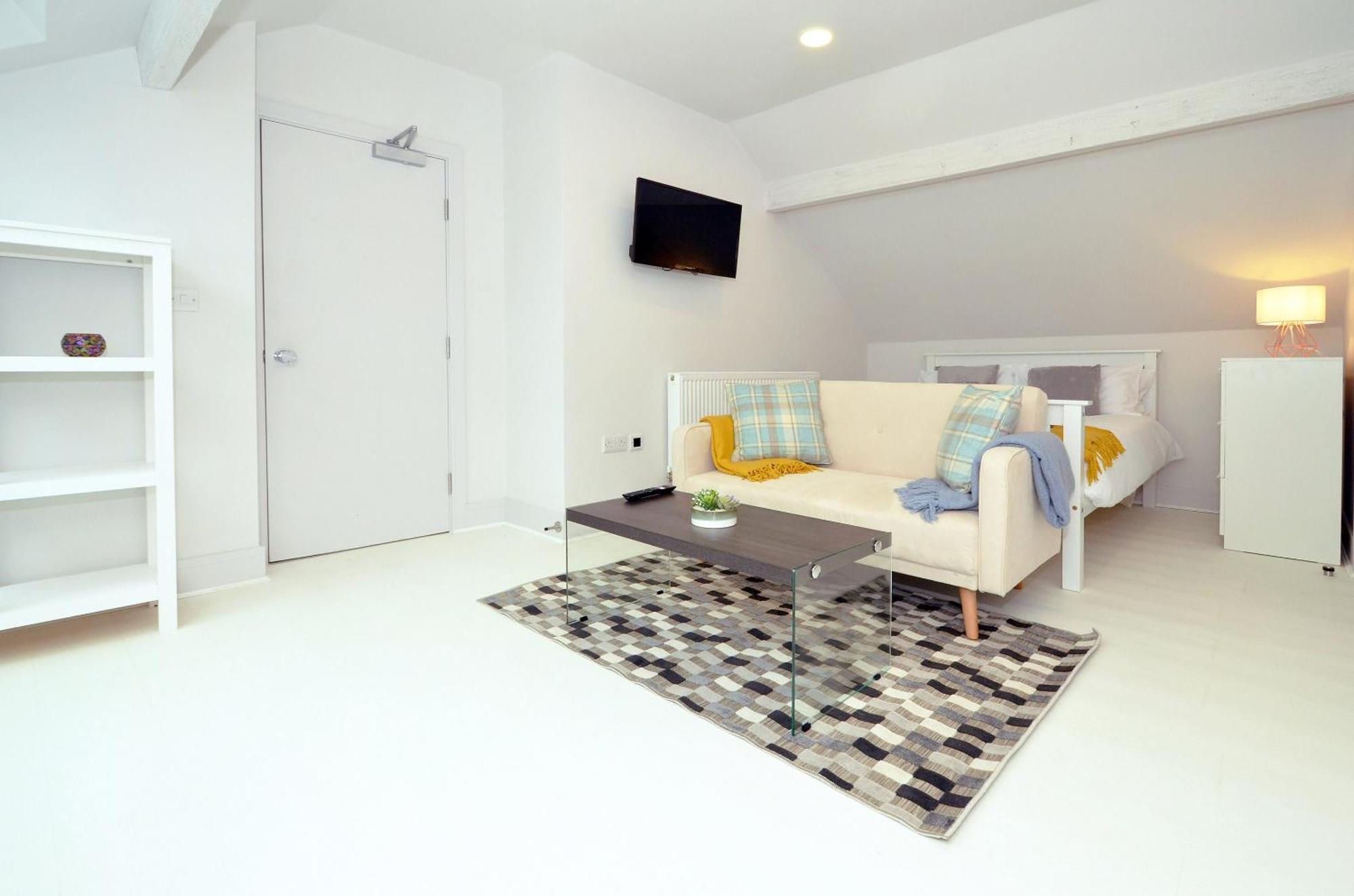 Townhouse Plus @ London Road Stoke Buitenkant foto